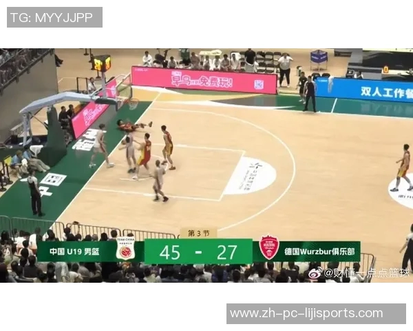 中国男篮U19全力出击以98分大胜对手展现强大实力