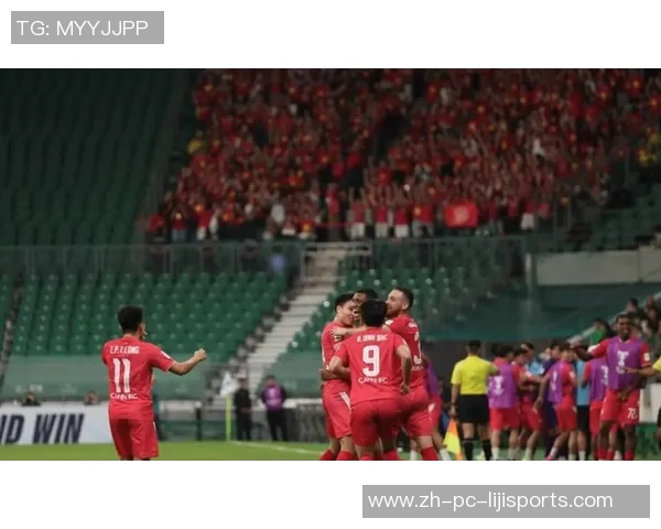 亚冠激战国安对阵现代全力争胜展现球队实力与决心